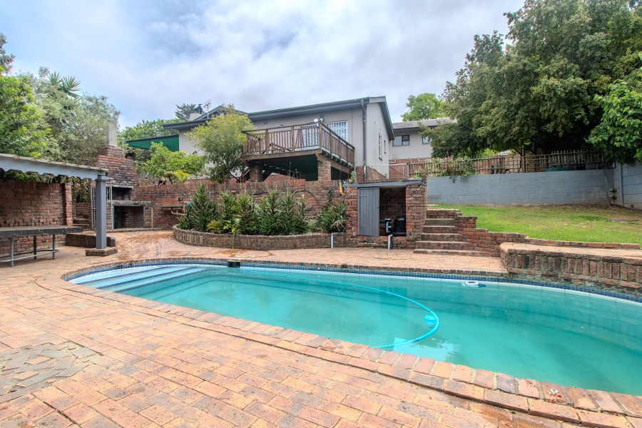 5 Bedroom Property for Sale in Proteaville Western Cape